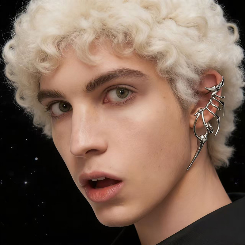 Edgy Skeleton-Style Ear Cuff f - Women'S Fashion Edgy avis et prix