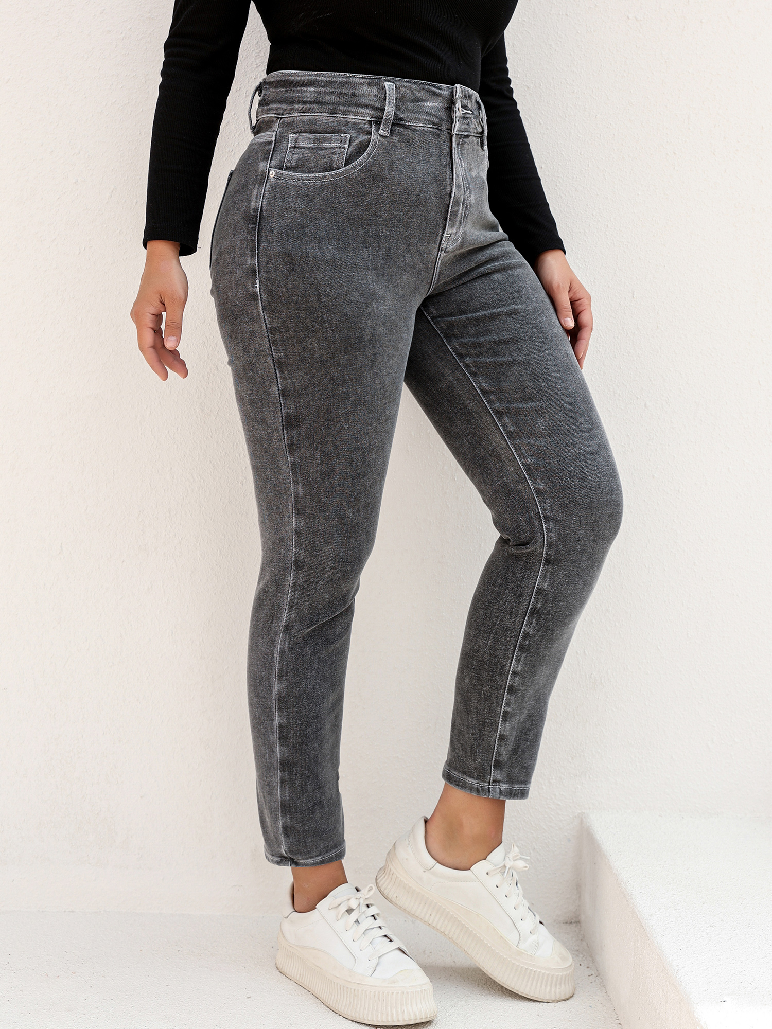 Plus Size Gray Jeans for Women - Mom Jeans Women avis et prix