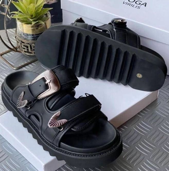 Rivet Studded Women Clogs Plat - Women'S Fashion Edgy avis et prix