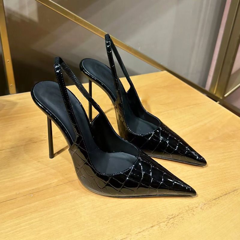 New Simple Pointed Back Hollow - Women Fashion Nova avis et prix